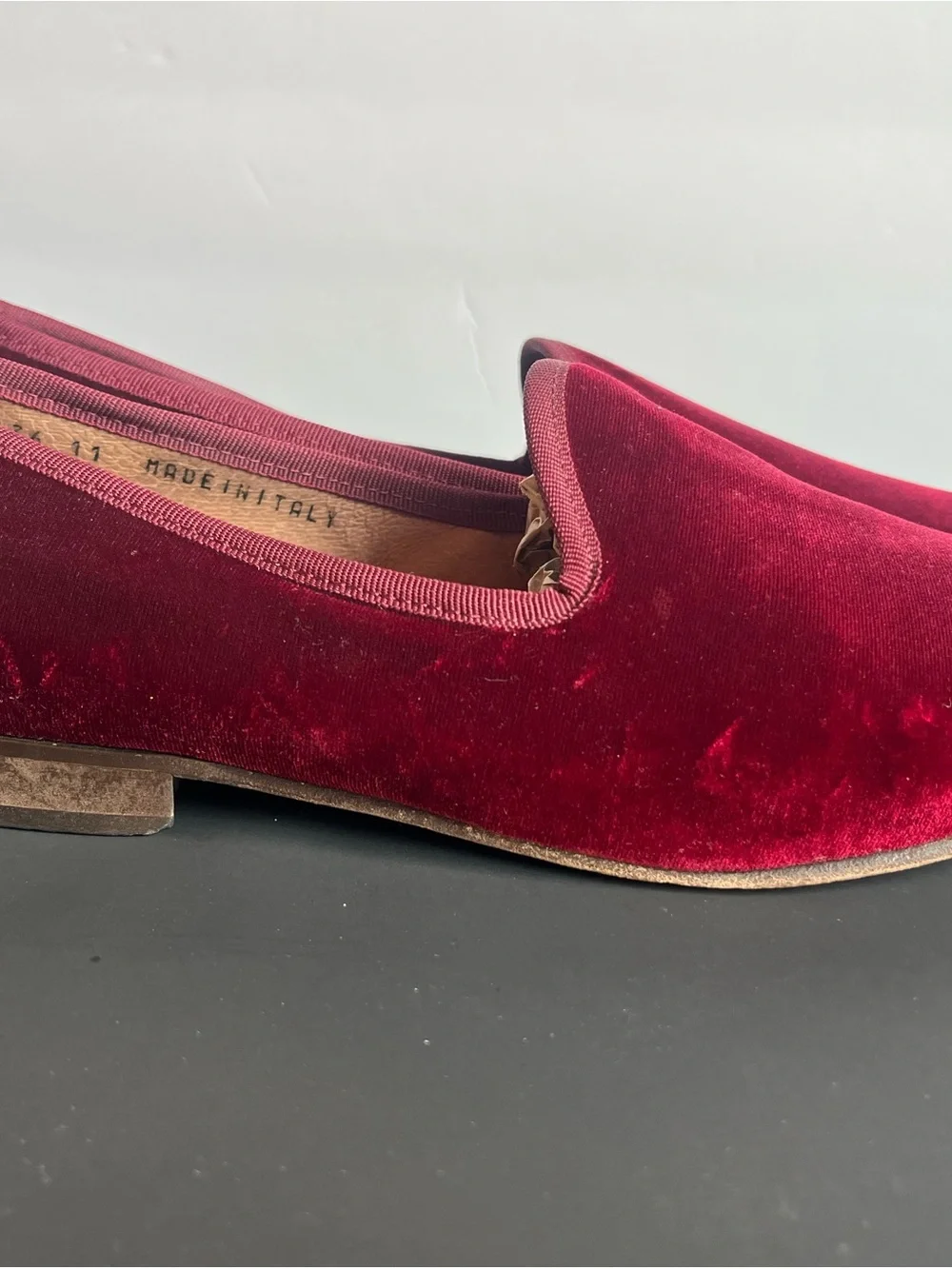Del Toro Velvet Slip-On Loafers Oxblood Red